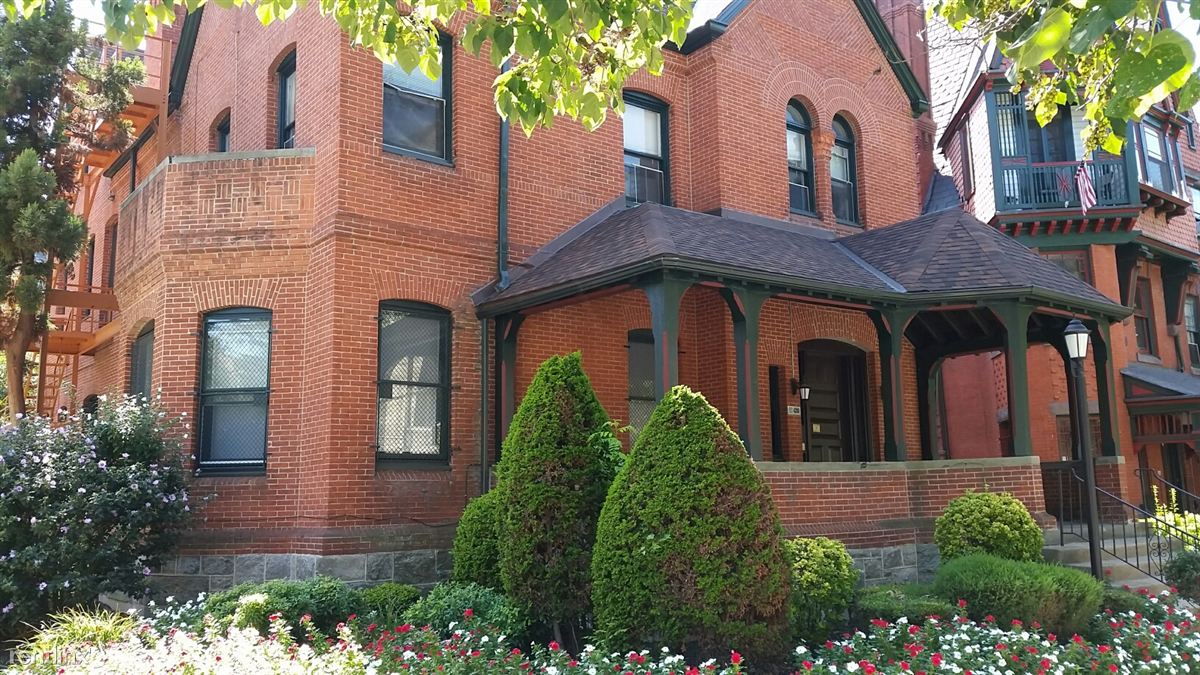 Primary Photo - 4200 Spruce St