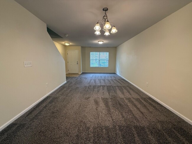 Building Photo - 8506 Quarton Dr