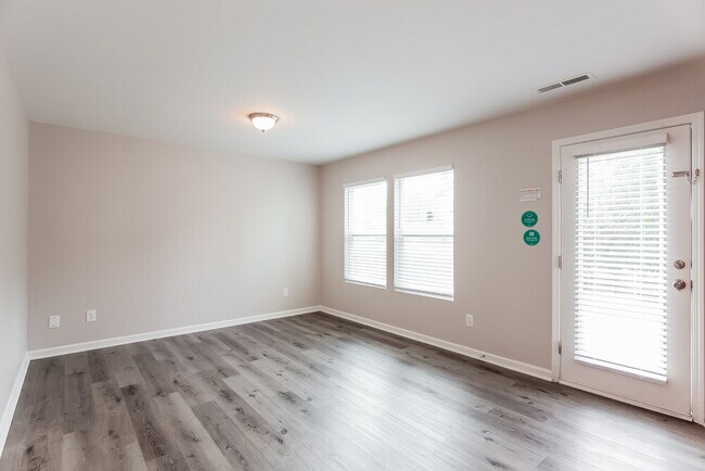 Building Photo - 7211 Waldon Park Lane