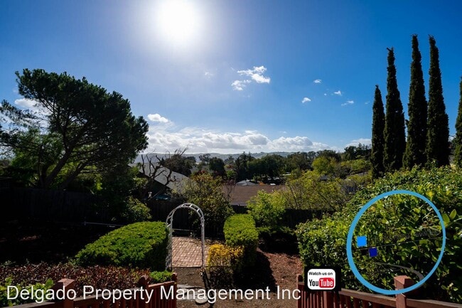 Building Photo - 4 br, 3.5 bath House - 140 East Seaview