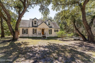 Building Photo - 80 Sea Pines Dr