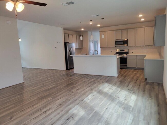 Building Photo - 244 Crystal Brook Dr