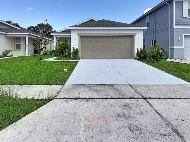 Photo - 5127 Royal Point Ave, Kissimmee, FL 34746 House