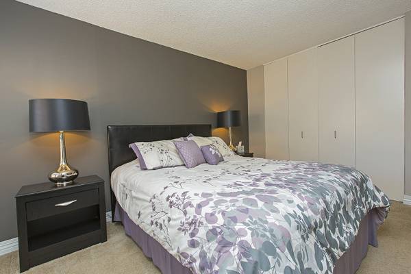11'3"x13 de habitaciones' - 100 W Chestnut St