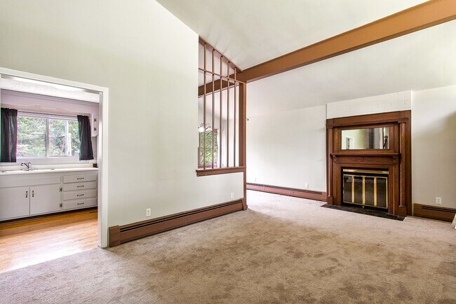 Building Photo - Tranquil 3 Bed 1.5 Bath in Tuckahoe Coming...