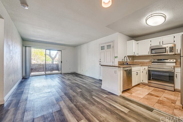 Primary Photo - 2500 San Gabriel Way