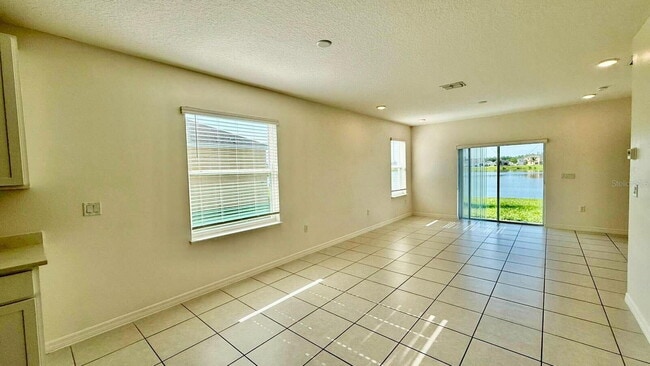 Building Photo - 2224 Canyon Breeze Ave