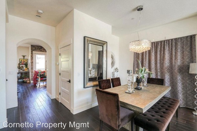 Foto del edificio - 3 br, 2.5 bath House - 3557 Crocker Drive