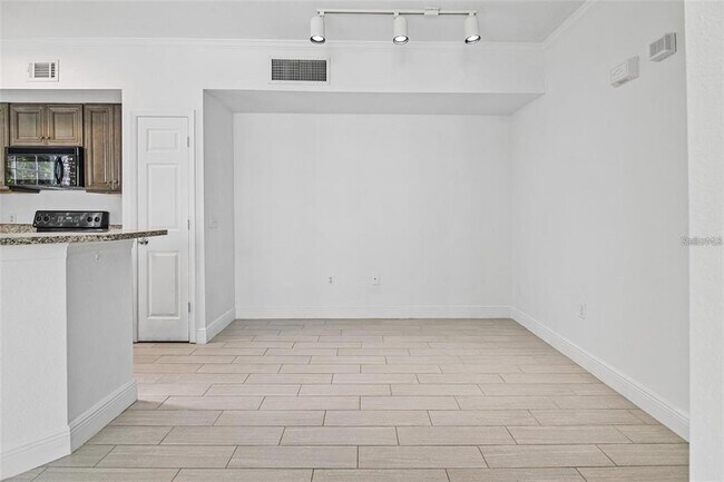 Foto del edificio - 5571 Rosehill Rd