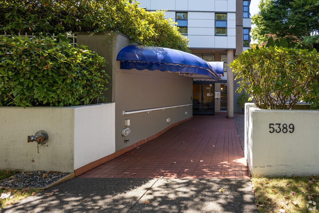 Photo du bâtiment - Chelsea Court