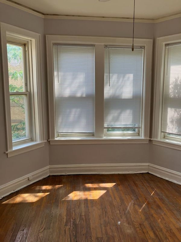 Foto del edificio - 4830 W Addison St
