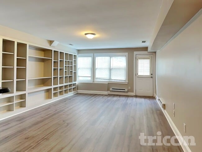 Foto del edificio - 71 Jefferson Dr