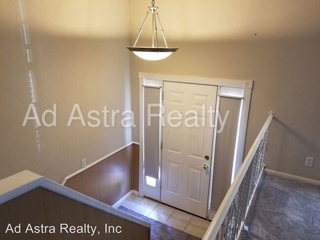 Foto del edificio - 6 br, 3 bath House - 10925 Bales Ave