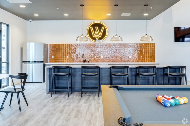 Building Photo - Willowstone