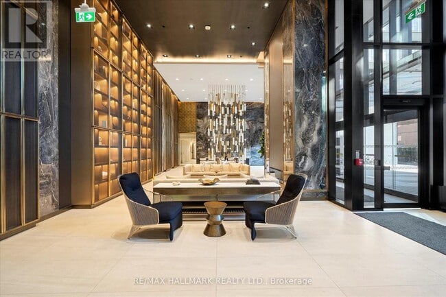 Photo du bâtiment - 127 Broadway Ave