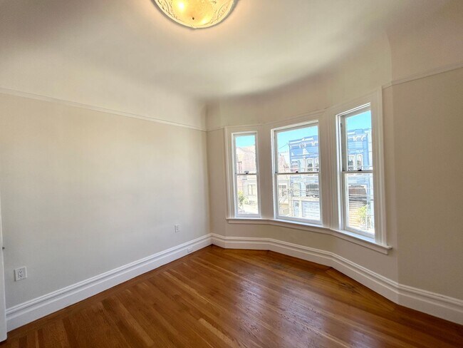 Foto del edificio - 3060-3064 Buchanan Street
