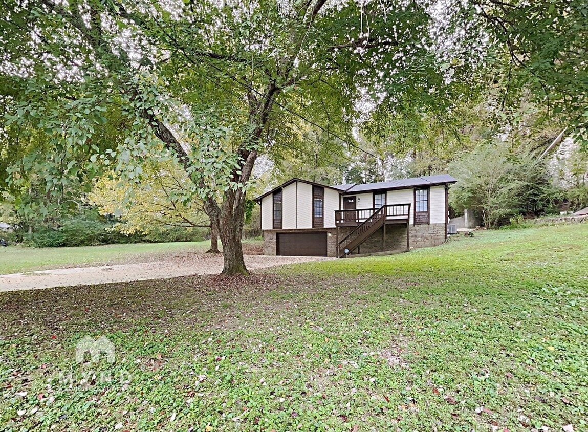 Foto principal - 2708 Shoemaker St