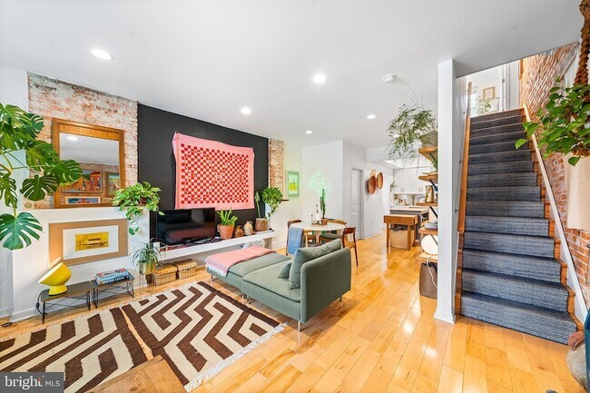 Foto del edificio - 2222 Oakford St