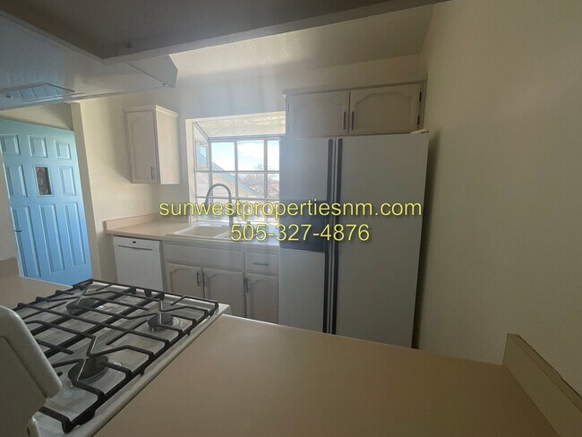 Foto del edificio - 4 Bedroom, 2 Bath Home