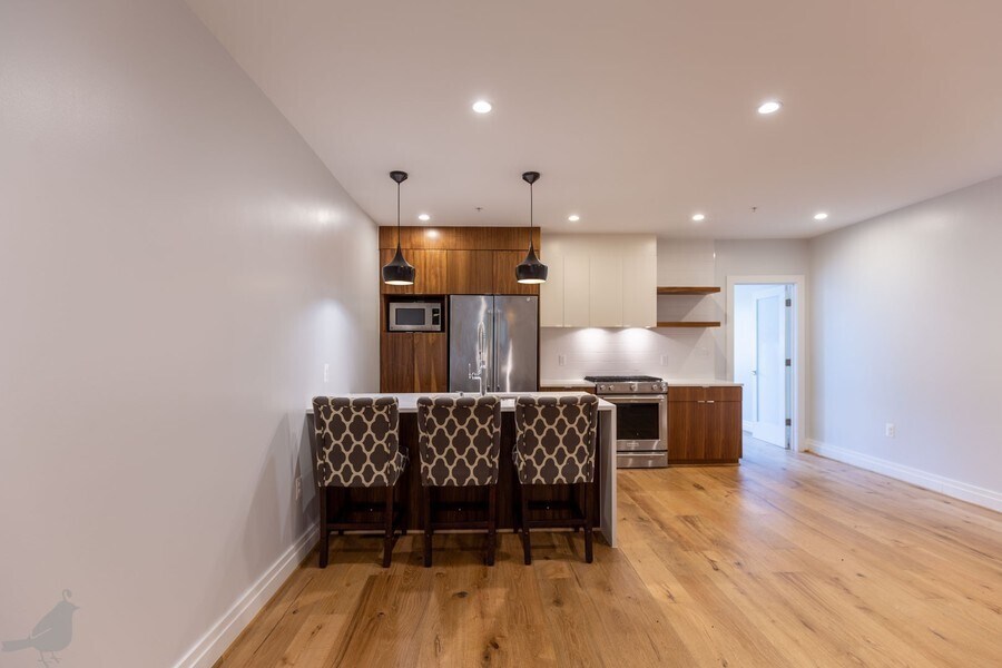 Foto principal - 4025 7th St NE
