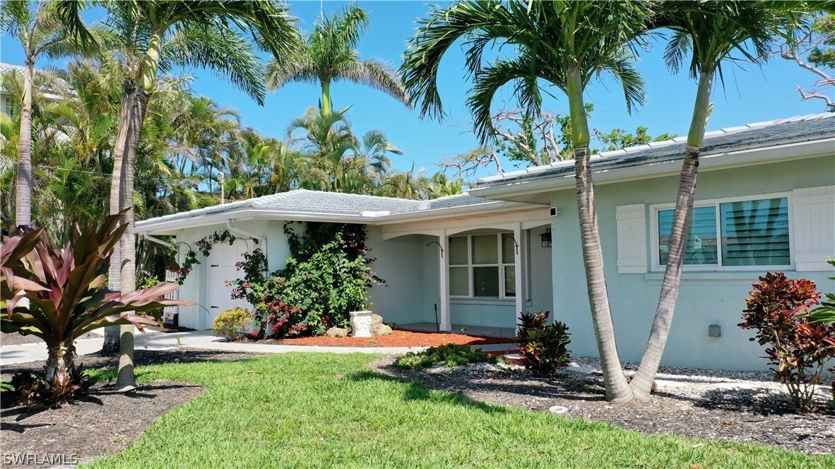 Primary Photo - 253 Bayshore Dr