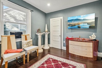 Building Photo - 4415 Bradley Ln