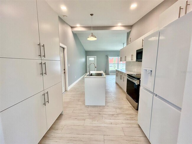 Building Photo - 3112 Magnolia Way