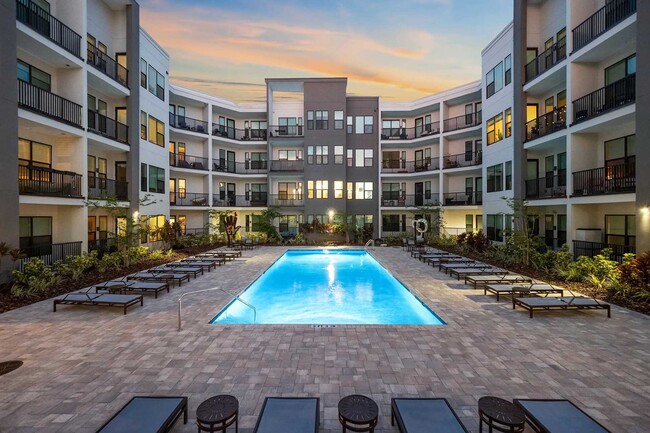 Building Photo - Gallery 3100