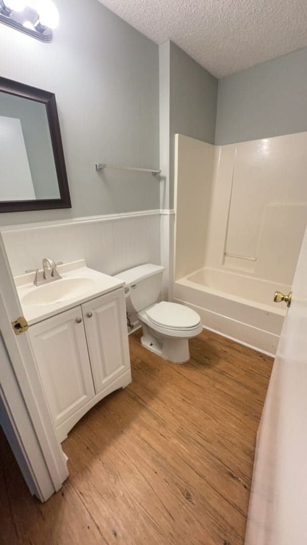 Foto del edificio - 2-Bedroom, 2-Bathroom Condo