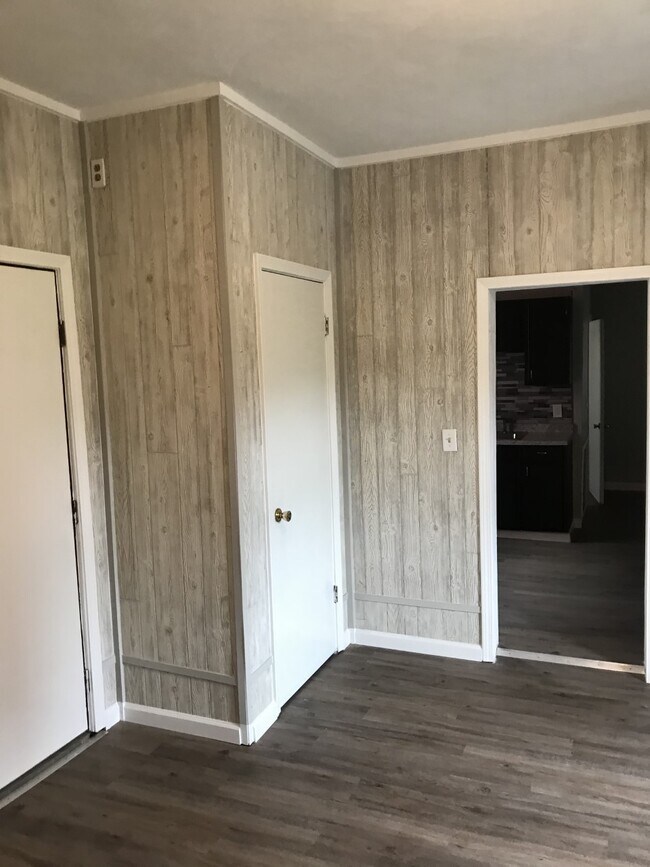 Foto del edificio - 310 Western Ave