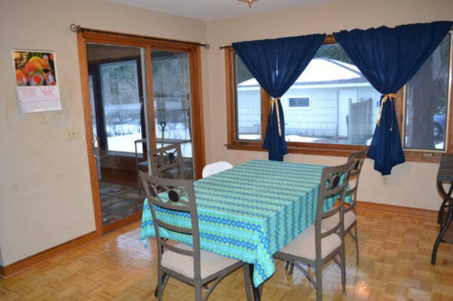 large dining area - 1973 Tatum St