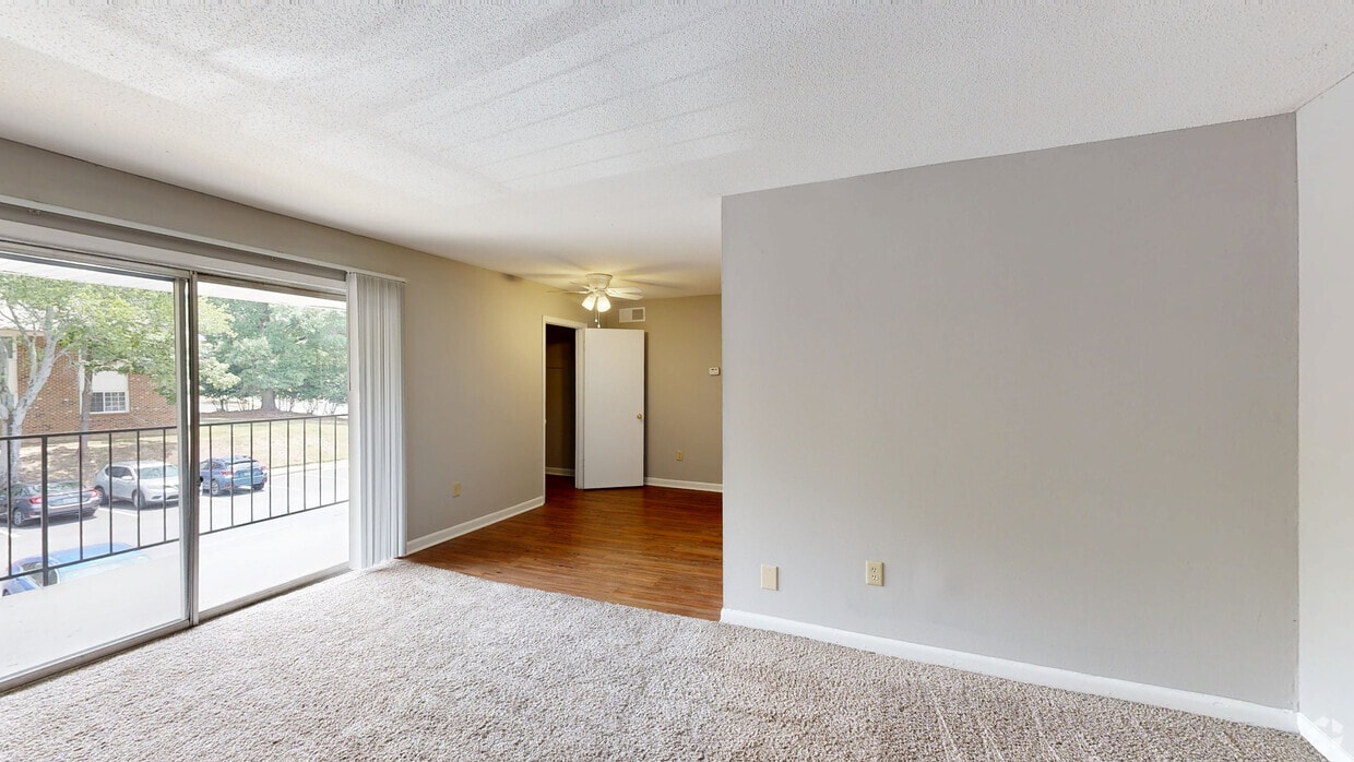 Photo - Chapel Tower - Students save up to 10%! Apartments