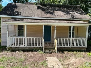 Building Photo - 530 E Solomon St
