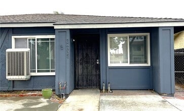 Building Photo - 2405 Tahoe Cir