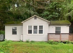 Building Photo - 814 Oak Ridge Rd