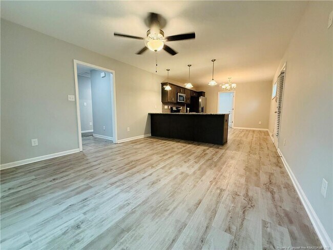 Foto del edificio - 5705 Eagle Pass Cir