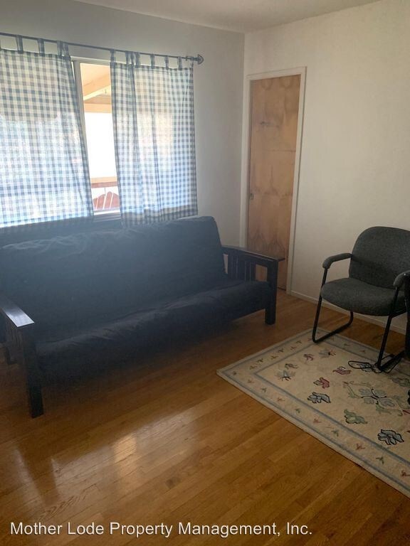 Foto del edificio - 2 br, 2 bath House - 12796 Mammoth Mine Road