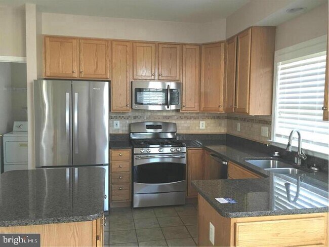 Building Photo - 25272 Ultimate Dr