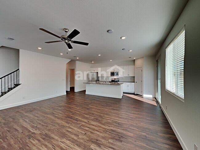 Building Photo - 8957 Tiger Tooth Ave