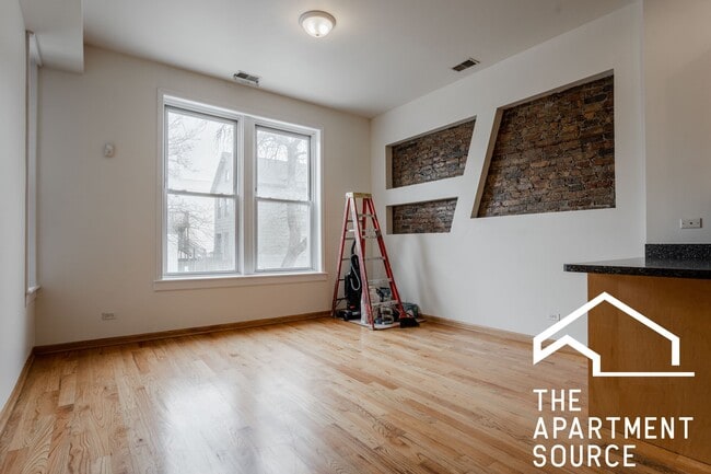 Building Photo - 1822 N Campbell Ave