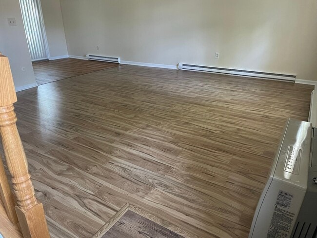 Photo - 425 Dorset St Townhome