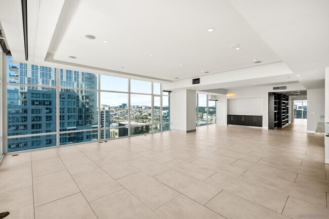 Building Photo - 1262 Kettner Blvd