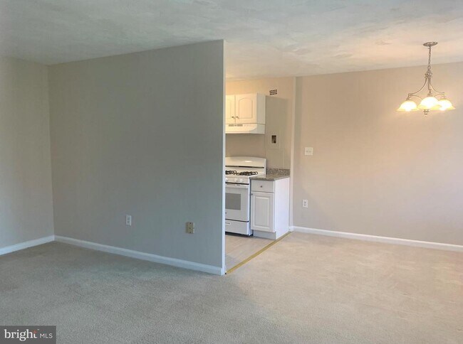 Foto del edificio - 1200 S Arlington Ridge Rd