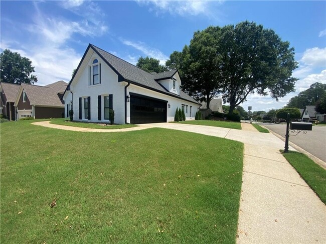 Building Photo - 805 Doe Hill Ln