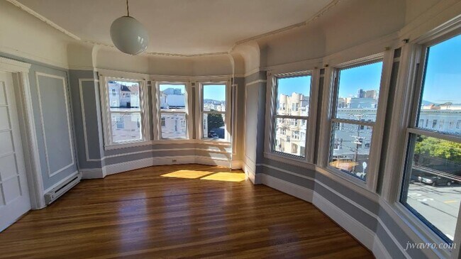 Foto del edificio - 1695 Filbert St