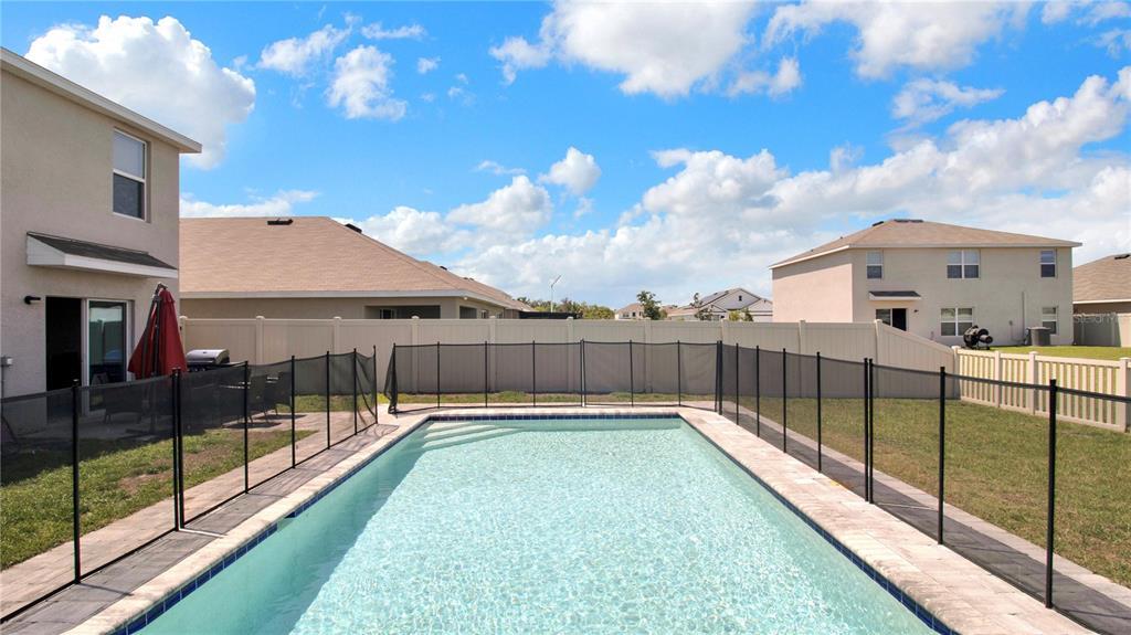 Foto principal - 5440 Logan Cave Ave