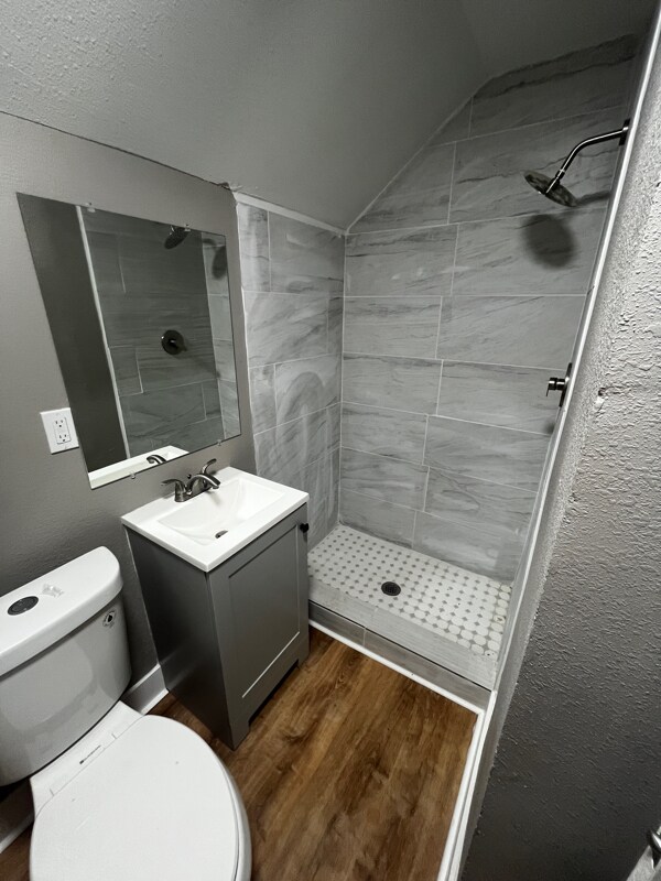 Foto del edificio - 224 S Jefferson Ave