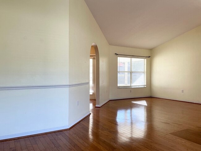 Foto del edificio - 8707 NW 10th Pl