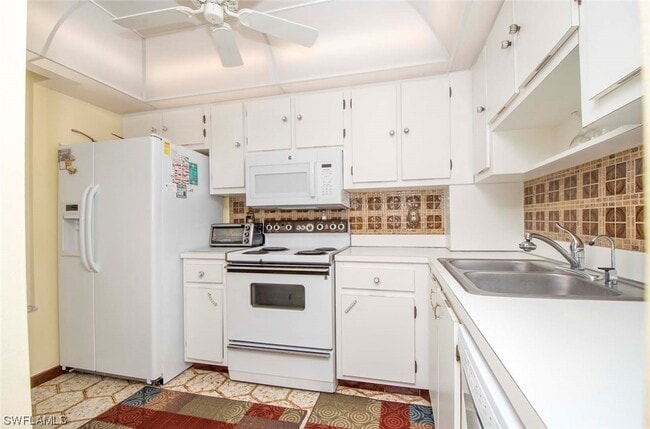 Building Photo - 320 Seaview Ct