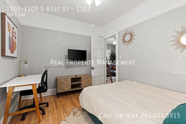 Building Photo - 1107-1109 S 61st St-1107